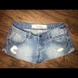 Daisy Dukes! Very Short Shorts! Jean Shorts!